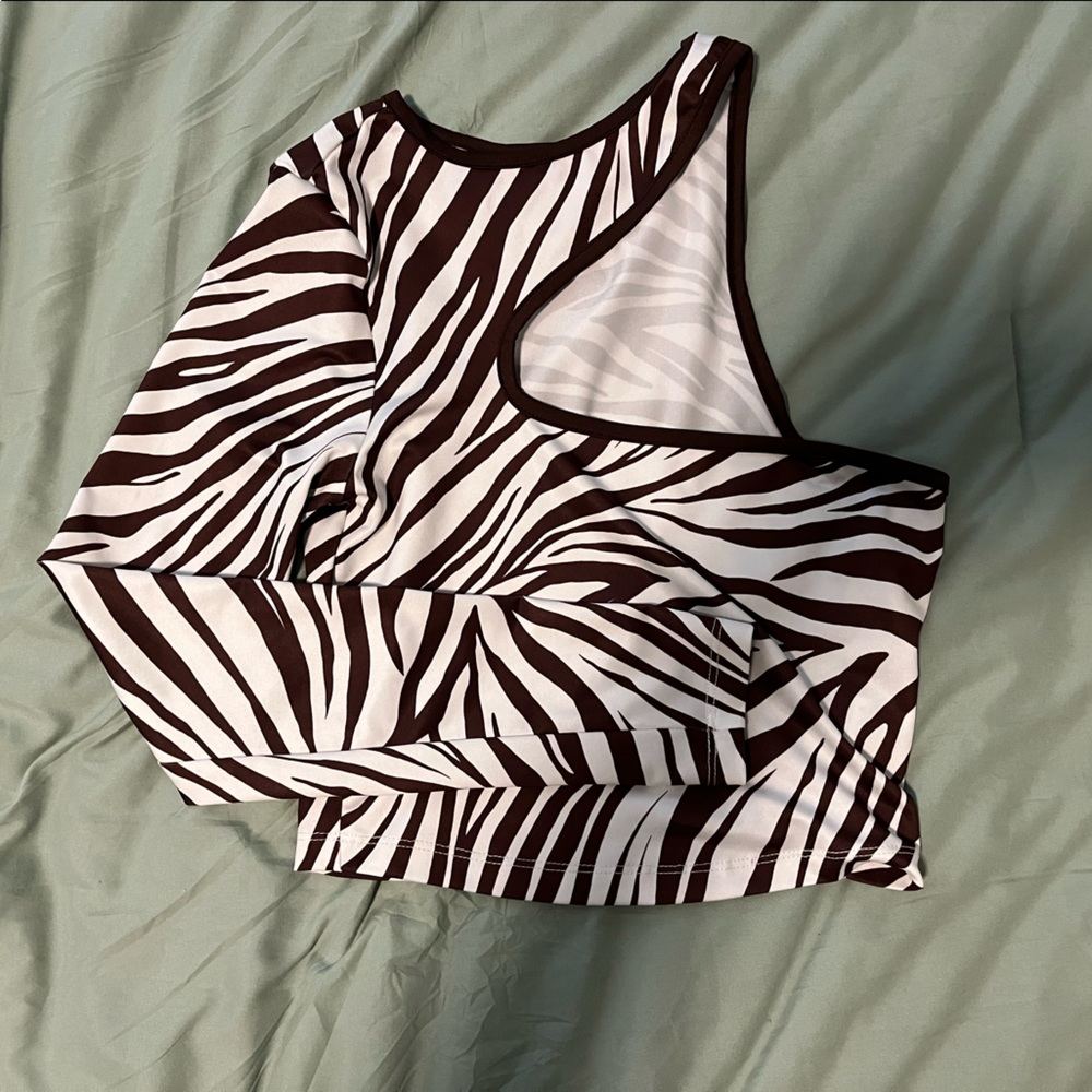 SHEIN XS Brown Zebra Print Cut-Out Long Sleeve Crop Top